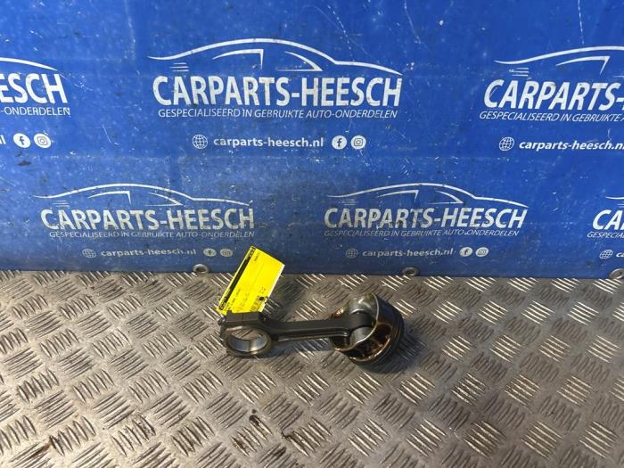 Gebruikte Zuiger Ford C-Max (DXA) 1.6 SCTi 16V Prijs € 75,00 Margeregeling aangeboden door Carparts Heesch