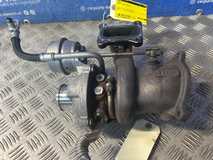Turbo van een Ford Focus 3 1.5 EcoBoost 16V 150 2015