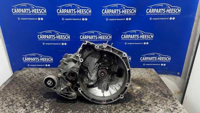 Gebruikte Versnellingsbak Ford Tourneo Courier (JU2) 1.0 Ti-VCT EcoBoost 12V Prijs € 1.250,00 Margeregeling aangeboden door Carparts Heesch