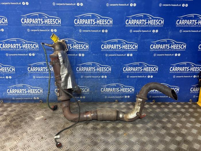 Gebruikte Katalysator Ford Tourneo Courier (JU2) 1.0 Ti-VCT EcoBoost 12V Prijs € 175,00 Margeregeling aangeboden door Carparts Heesch