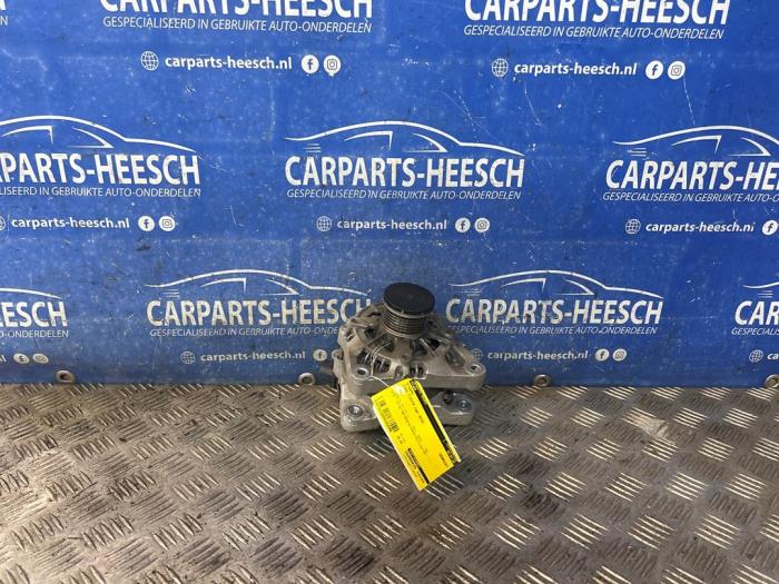 Gebruikte Dynamo Ford Fiesta 7 1.1 Ti-VCT 12V 85 Prijs € 20,00 Margeregeling aangeboden door Carparts Heesch