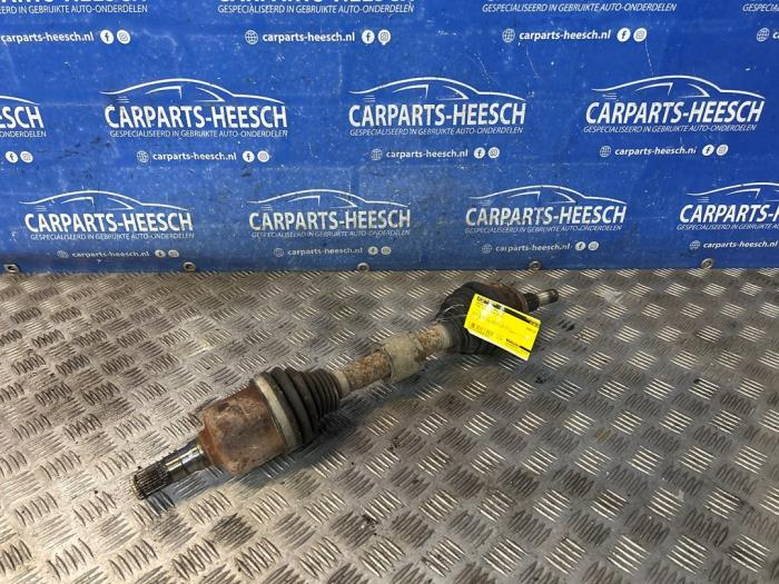 Gebruikte Steekas links-voor Ford Focus 3 Wagon 1.5 TDCi Prijs € 150,00 Margeregeling aangeboden door Carparts Heesch