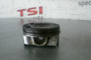 Gebruikte Zuiger Audi A4 (B8) 1.8 TFSI 16V Prijs € 60,00 Inclusief btw aangeboden door TSI-Parts / Allmotorparts B.V.