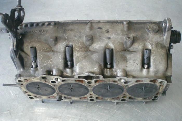 Gebruikte Cilinderkop Volkswagen Caddy III (2KA,2KH,2CA,2CH) 1.9 TDI Prijs € 165,00 Margeregeling aangeboden door TSI-Parts / Allmotorparts B.V.