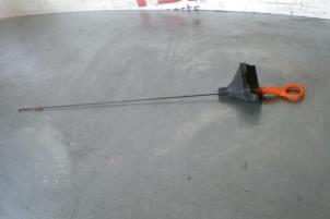 Gebruikte Olie Peilstok Volkswagen Tiguan Prijs € 15,00 Inclusief btw aangeboden door TSI-Parts / Allmotorparts B.V.