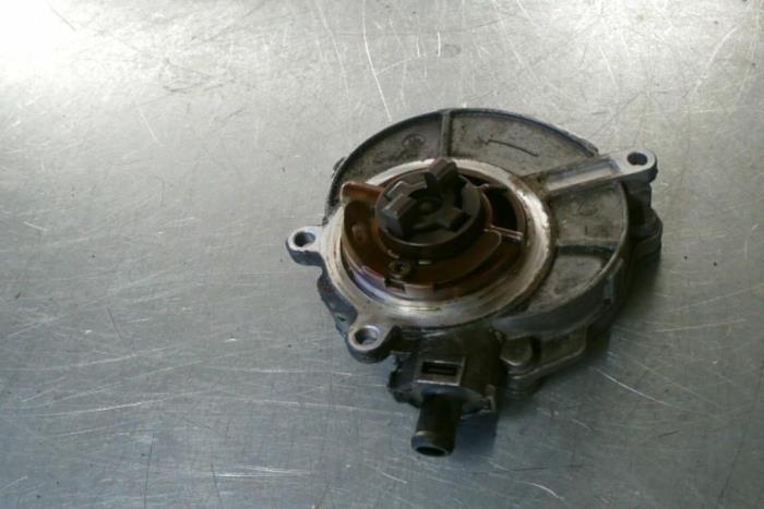 Vacuumpomp (Benzine) van een Audi S5