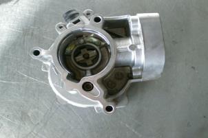 Gebruikte Vacuumpomp (Benzine) Volkswagen Golf Prijs € 75,00 Inclusief btw aangeboden door TSI-Parts / Allmotorparts B.V.
