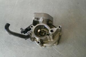 Gebruikte Vacuumpomp (Benzine) Volkswagen Golf Prijs € 75,00 Inclusief btw aangeboden door TSI-Parts / Allmotorparts B.V.