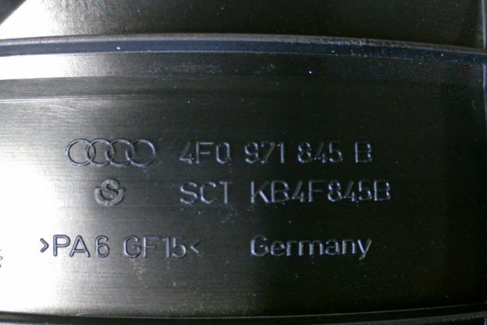 Zekeringkast van een Audi A6 2004