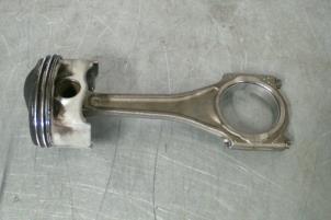 Gebruikte Zuiger Audi S8 Prijs € 75,00 Inclusief btw aangeboden door TSI-Parts / Allmotorparts B.V.