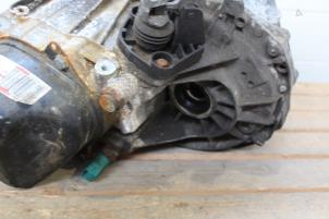 Gebruikte Versnellingsbak Renault Megane Prijs € 150,00 Inclusief btw aangeboden door TSI-Parts / Allmotorparts B.V.
