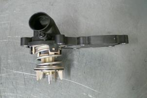 Gebruikte Thermostaathuis Audi A6 Prijs € 30,00 Inclusief btw aangeboden door TSI-Parts / Allmotorparts B.V.