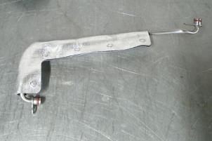 Gebruikte Oliedruk Leiding Volkswagen Golf Prijs € 20,00 Inclusief btw aangeboden door TSI-Parts / Allmotorparts B.V.