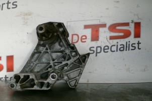 Motorrubber van een Seat Altea 2004