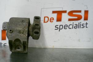 Gebruikte Motorrubber Volkswagen Diversen Prijs € 30,00 Inclusief btw aangeboden door TSI-Parts / Allmotorparts B.V.