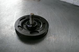 Gebruikte Krukas Poelie Volkswagen Golf Prijs € 40,00 Inclusief btw aangeboden door TSI-Parts / Allmotorparts B.V.