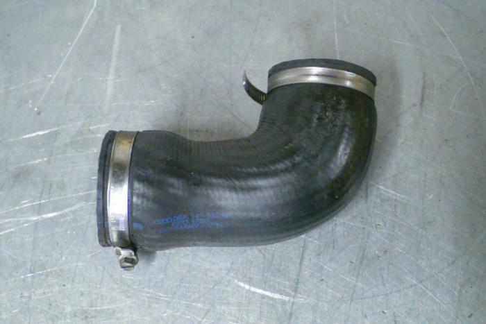 Gebruikte Intercooler Buis Audi TT Prijs € 12,00 Margeregeling aangeboden door TSI-Parts / Allmotorparts B.V.