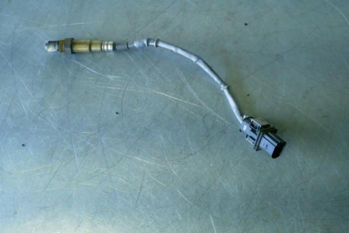 Lambda Sonde van een Volkswagen Golf 2012