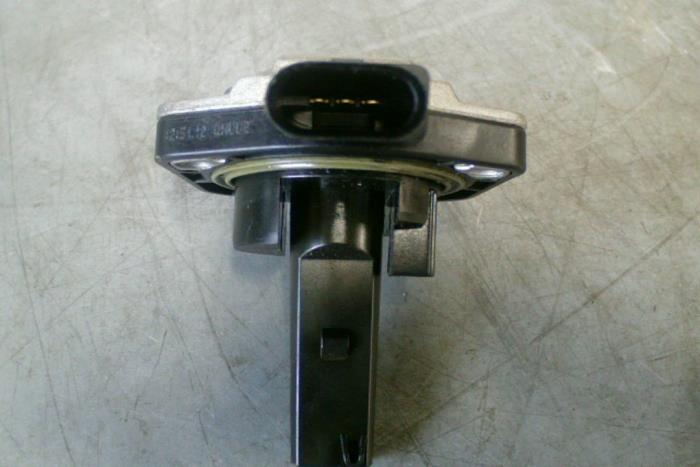 Gebruikte Olie niveau sensor Volkswagen Golf Prijs € 17,00 Margeregeling aangeboden door TSI-Parts / Allmotorparts B.V.