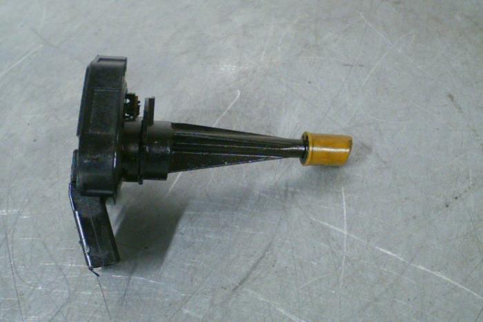 Gebruikte Oliepeil sensor Audi A7 Prijs € 21,00 Margeregeling aangeboden door TSI-Parts / Allmotorparts B.V.