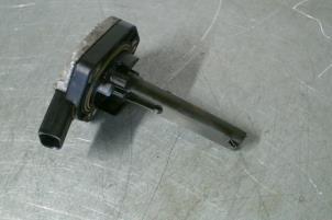 Gebruikte Olie niveau sensor Volkswagen Crafter Prijs € 9,99 Inclusief btw aangeboden door TSI-Parts / Allmotorparts B.V.