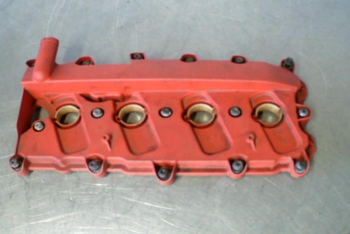 Gebruikte Kleppendeksel Audi RS 5 (8F7) 4.2 V8 32V Prijs € 41,00 Margeregeling aangeboden door TSI-Parts / Allmotorparts B.V.