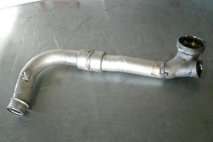 Gebruikte Intercooler Buis Audi A6 (C7) 3.0 TDI V6 24V Quattro Prijs € 62,00 Margeregeling aangeboden door TSI-Parts / Allmotorparts B.V.