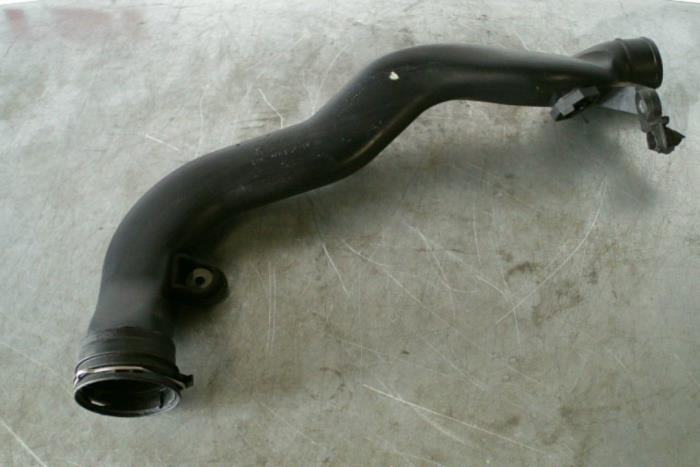 Gebruikte Intercooler Buis Volkswagen Touran (1T1/T2) 1.4 16V TSI 140 Prijs € 29,00 Margeregeling aangeboden door TSI-Parts / Allmotorparts B.V.
