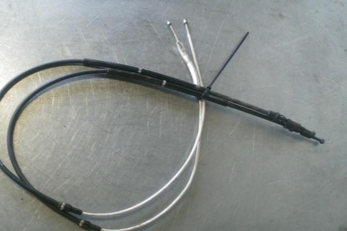 Gebruikte Handrem Kabel Volkswagen Golf Prijs € 21,00 Margeregeling aangeboden door TSI-Parts / Allmotorparts B.V.