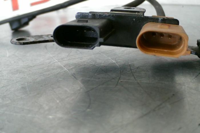 Klopsensor van een Audi S6 2012