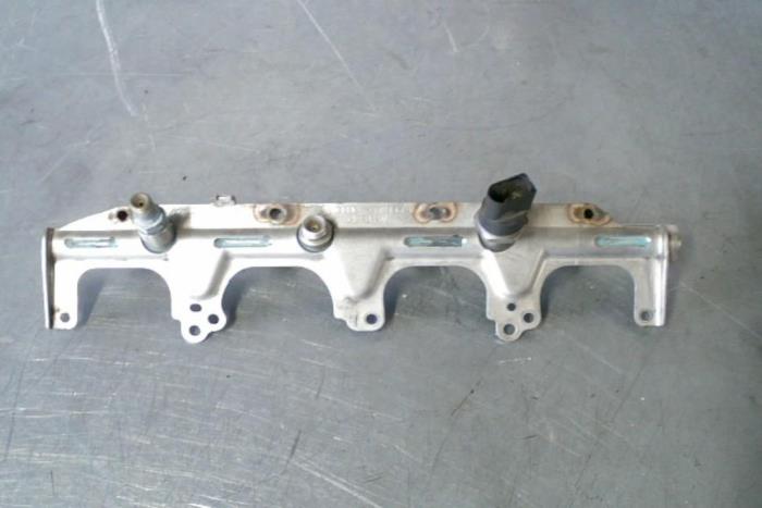 Gebruikte Druksensor Audi TT Prijs € 25,00 Margeregeling aangeboden door TSI-Parts / Allmotorparts B.V.