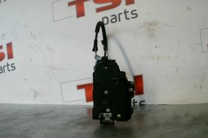 Gebruikte Deurplaat 4Deurs rechts-voor Seat Altea Prijs € 50,00 Inclusief btw aangeboden door TSI-Parts / Allmotorparts B.V.