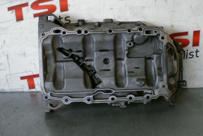 Gebruikte Carterpan Audi A4 (B8) 1.8 TFSI 16V Prijs € 41,00 Margeregeling aangeboden door TSI-Parts / Allmotorparts B.V.