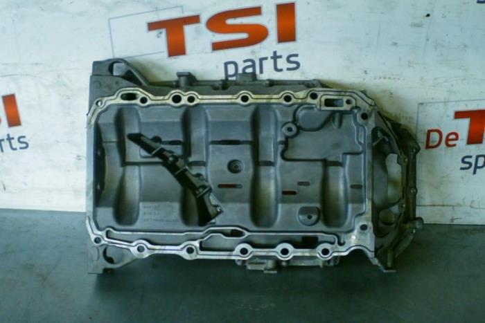Gebruikte Carterpan Audi A4 Avant (B8) 2.0 TFSI 16V Prijs € 41,00 Margeregeling aangeboden door TSI-Parts / Allmotorparts B.V.