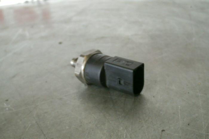 Gebruikte Brandstofdruk sensor Audi A3 (8P1) 2.0 16V FSI Prijs € 21,00 Margeregeling aangeboden door TSI-Parts / Allmotorparts B.V.