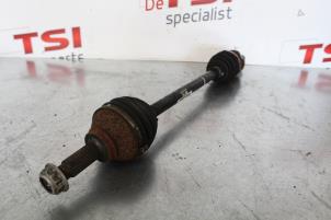 Gebruikte Aandrijfas links-voor Volkswagen Up! (121) 1.0 TSI 12V Prijs € 15,00 Inclusief btw aangeboden door TSI-Parts / Allmotorparts B.V.