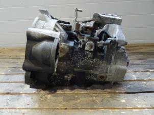 Gebruikte Versnellingsbak Volkswagen Golf V 4Motion (1K1) 2.0 FSI 16V Prijs € 400,00 Inclusief btw aangeboden door TSI-Parts / Allmotorparts B.V.