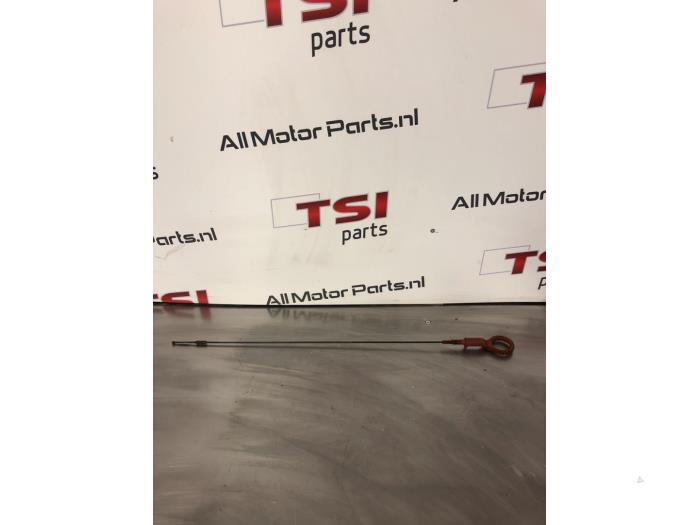 Gebruikte Olie Peilstok Volkswagen Tiguan (5N1/2) 1.4 TSI 16V 4Motion Prijs € 12,00 Margeregeling aangeboden door TSI-Parts / Allmotorparts B.V.