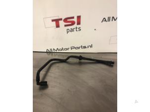 Gebruikte Leiding (diversen) Volkswagen Transporter/Caravelle T5 2.5 TDI 4Motion Prijs € 9,99 Inclusief btw aangeboden door TSI-Parts / Allmotorparts B.V.