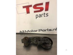 Gebruikte Spanrol Multiriem Audi A8 (D3) 4.2 V8 40V FSI Quattro Prijs € 50,00 Inclusief btw aangeboden door TSI-Parts / Allmotorparts B.V.