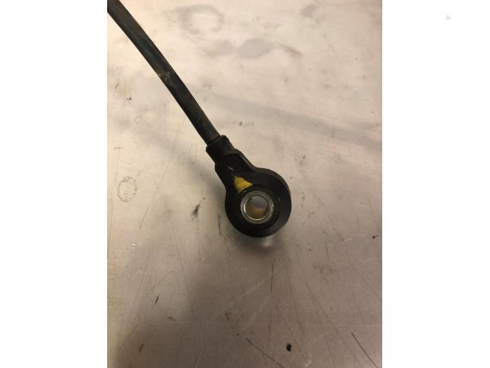 Klopsensor van een Audi A6 (C6) 4.2 V8 40V FSI Quattro 2008