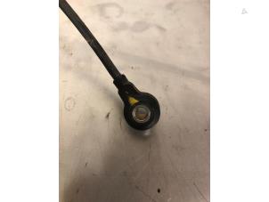 Klopsensor van een Audi A6 (C6) 4.2 V8 40V FSI Quattro 2008