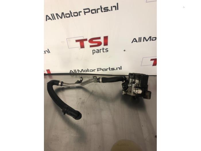 Gebruikte Stuurpomp Audi A8 (D3) 4.2 V8 40V FSI Lang Quattro Prijs € 41,00 Margeregeling aangeboden door TSI-Parts / Allmotorparts B.V.