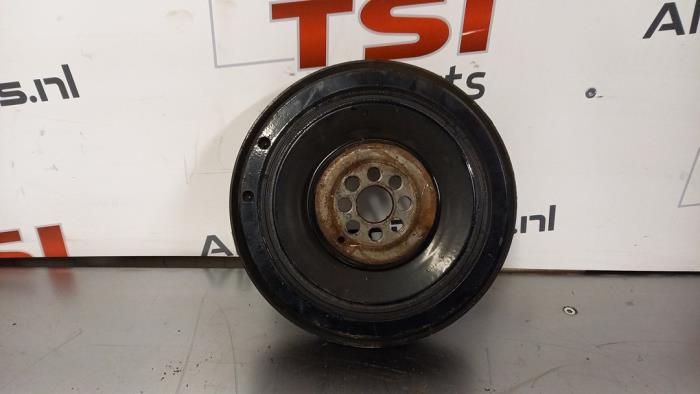 Gebruikte Krukas Poelie Audi A5 (8T3) 2.7 TDI V6 24V Prijs € 74,00 Margeregeling aangeboden door TSI-Parts / Allmotorparts B.V.