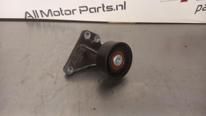 Gebruikte Omlooprol multieriem Audi A5 (8T3) 2.7 TDI V6 24V Prijs € 30,00 Margeregeling aangeboden door TSI-Parts / Allmotorparts B.V.