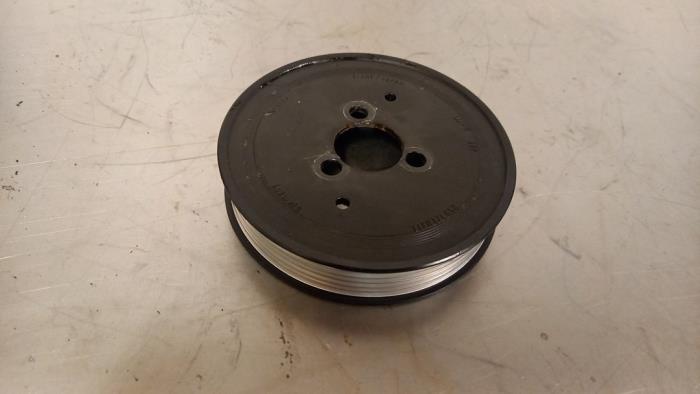 Gebruikte Poelie Waterpomp Audi Q7 (4LB) 3.0 TDI V6 24V Prijs € 12,00 Margeregeling aangeboden door TSI-Parts / Allmotorparts B.V.