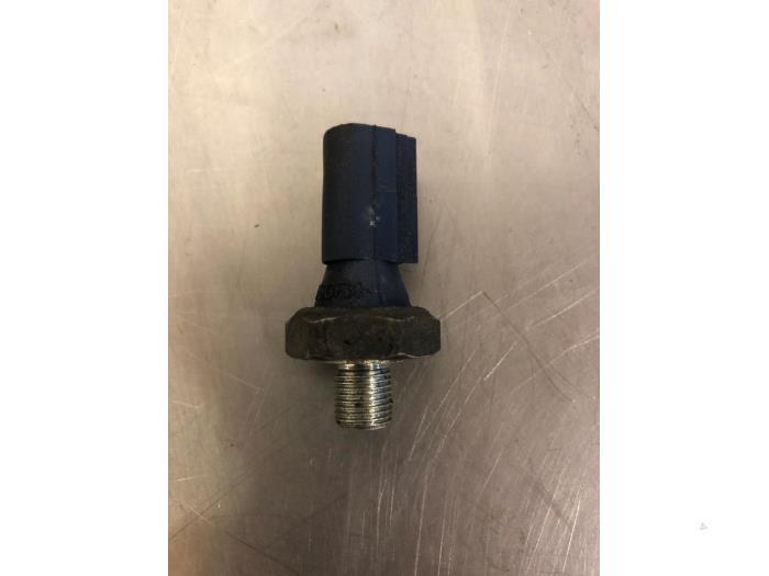 Gebruikte Oliedruk Schakelaar Audi Q3 (8UB/8UG) 1.4 TFSI 16V Prijs € 8,00 Margeregeling aangeboden door TSI-Parts / Allmotorparts B.V.