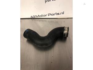 Gebruikte Intercooler Buis Volkswagen Golf V (1K1) 2.0 TFSI GTI 16V Prijs € 25,00 Inclusief btw aangeboden door TSI-Parts / Allmotorparts B.V.