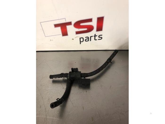 Gebruikte Turbodrukregelaar Volkswagen Golf VI (5K1) 2.0 GTI 16V Prijs € 21,00 Margeregeling aangeboden door TSI-Parts / Allmotorparts B.V.
