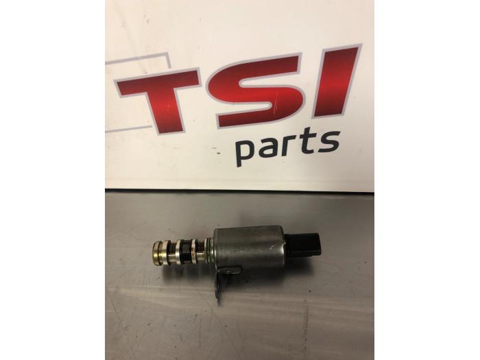 Gebruikte Nokkenas Verstelling Mini Mini (R56) 1.6 16V Cooper S Prijs € 33,00 Margeregeling aangeboden door TSI-Parts / Allmotorparts B.V.
